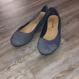 American Eagle  blue denim flats  Sz 11